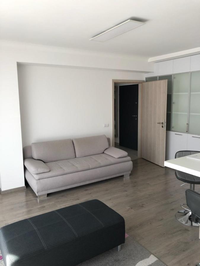 Adam Guesthouse I. Кескемет Екстериор снимка